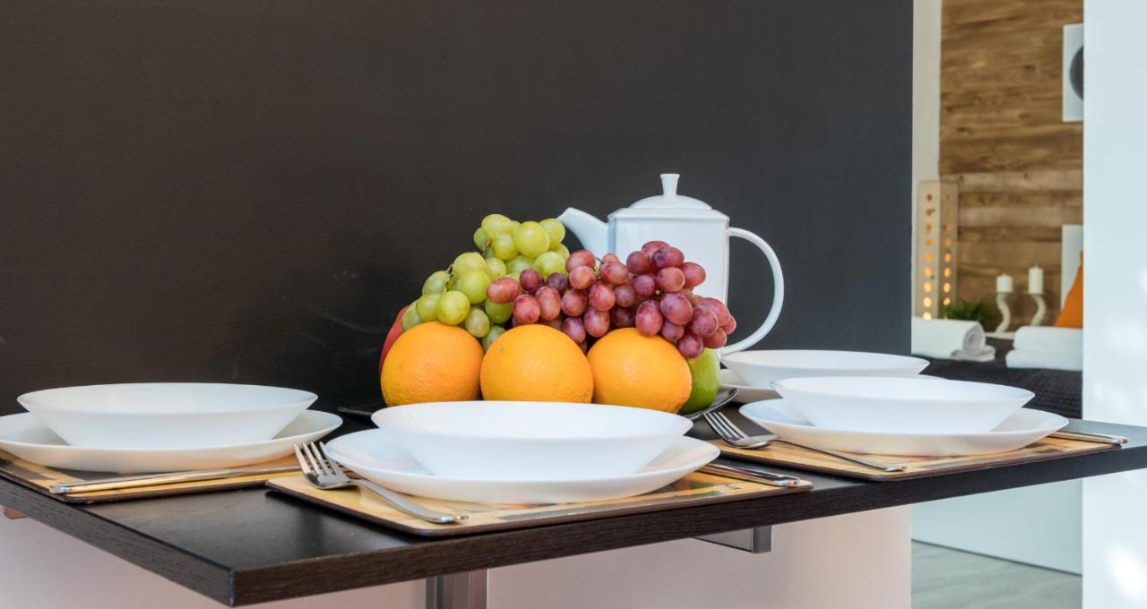 Cracow Best Location Apartment With Garden By Cozyplace Krakau Exterior foto