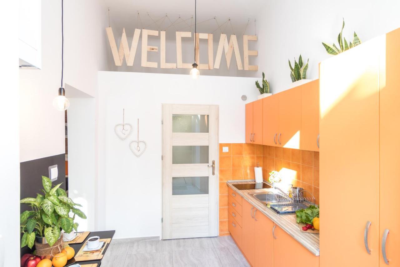 Cracow Best Location Apartment With Garden By Cozyplace Krakau Exterior foto