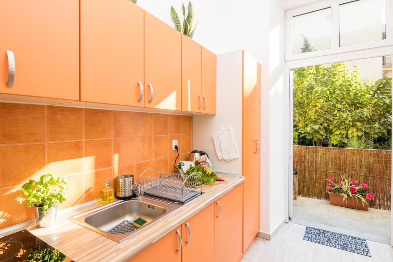 Cracow Best Location Apartment With Garden By Cozyplace Krakau Exterior foto