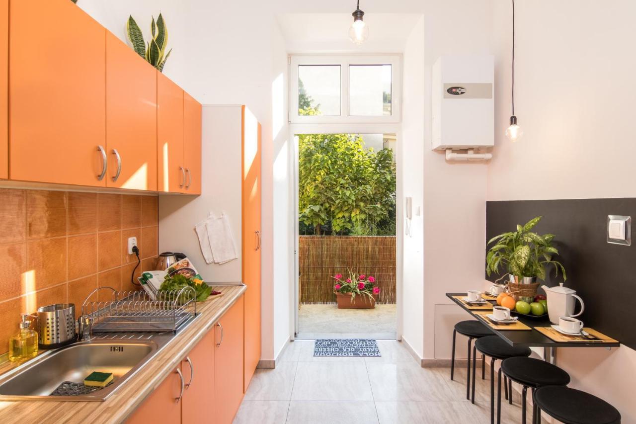 Cracow Best Location Apartment With Garden By Cozyplace Krakau Exterior foto