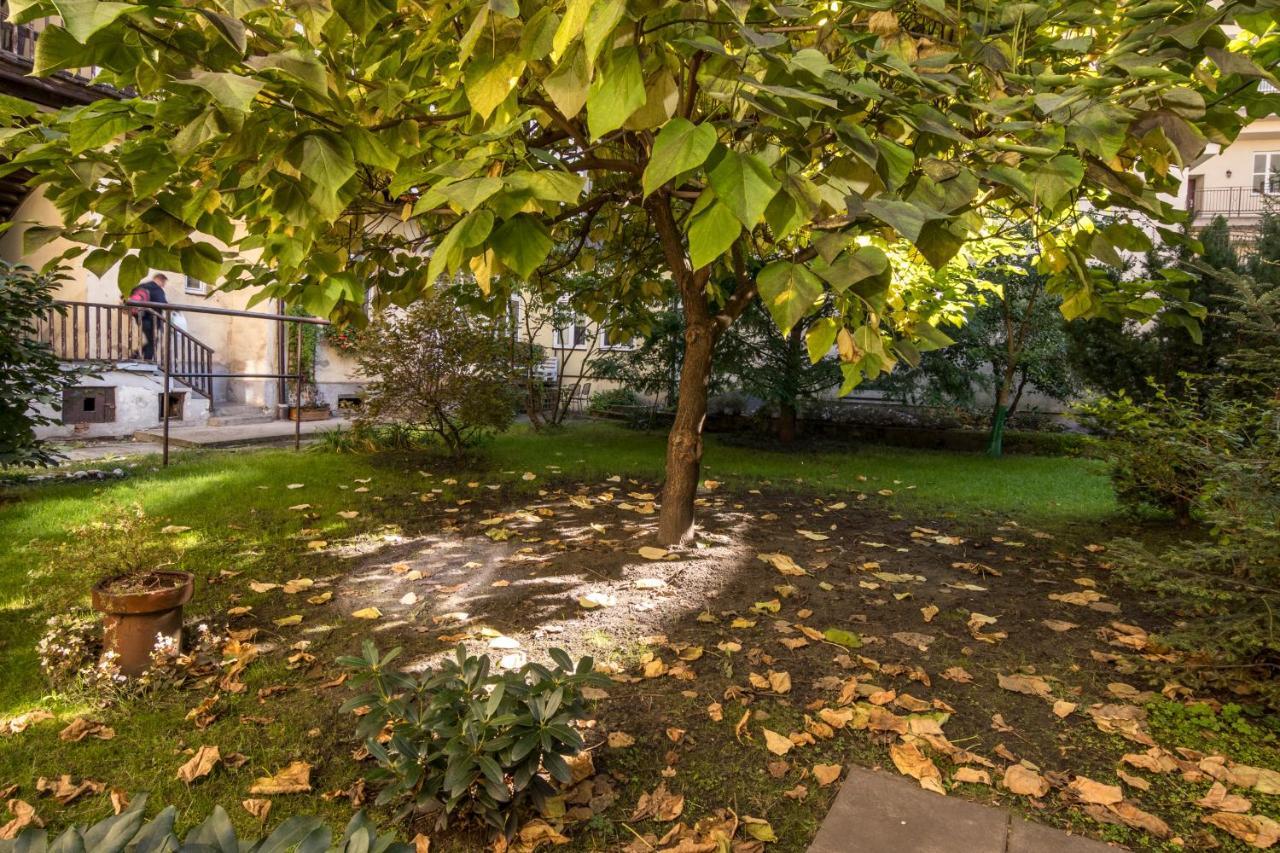 Cracow Best Location Apartment With Garden By Cozyplace Krakau Exterior foto