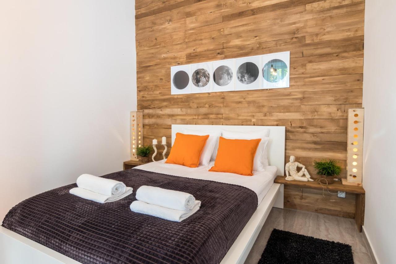 Cracow Best Location Apartment With Garden By Cozyplace Krakau Exterior foto