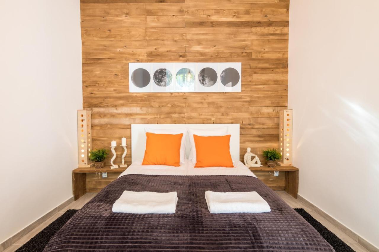 Cracow Best Location Apartment With Garden By Cozyplace Krakau Exterior foto