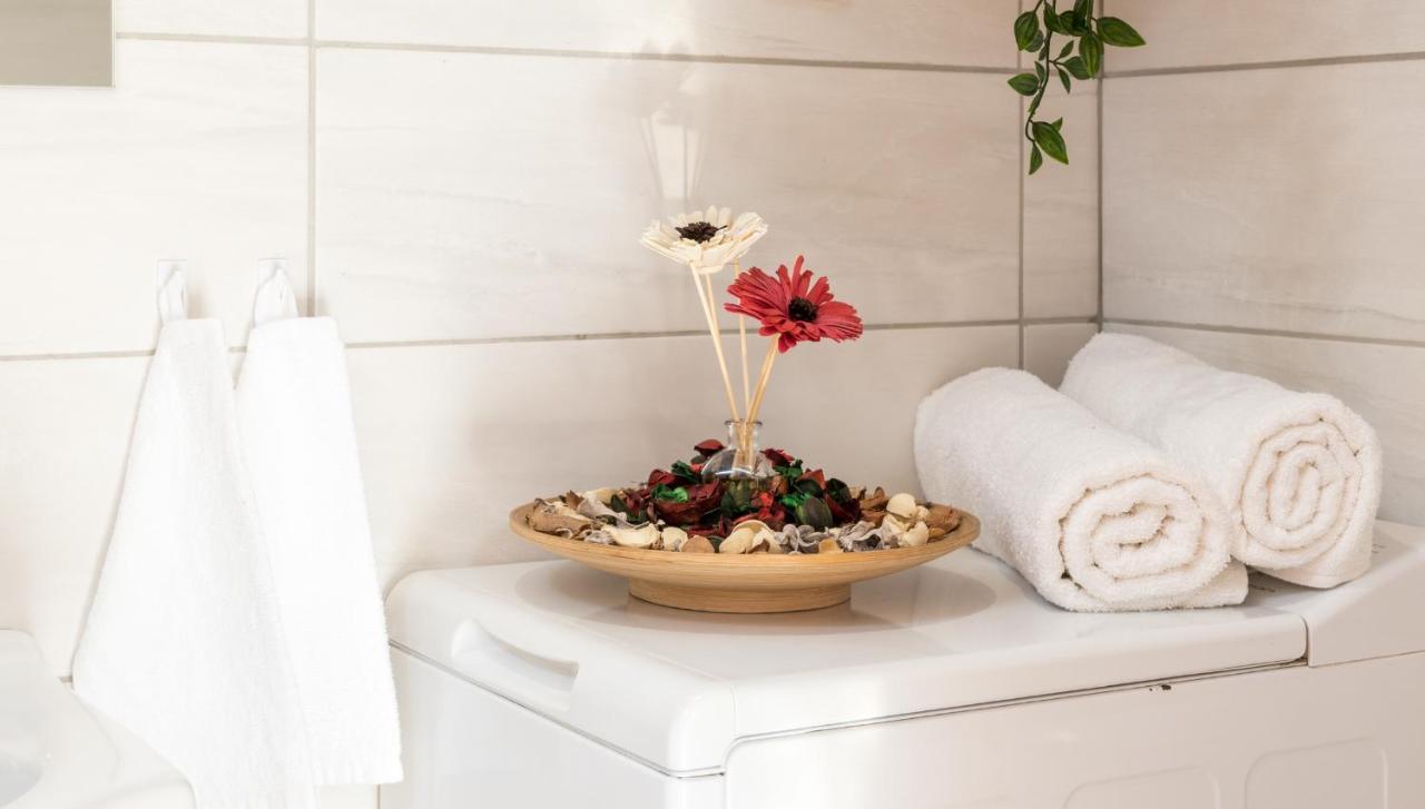 Cracow Best Location Apartment With Garden By Cozyplace Krakau Exterior foto