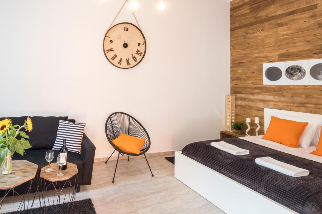 Cracow Best Location Apartment With Garden By Cozyplace Krakau Exterior foto
